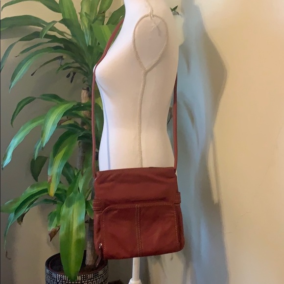 Leather crossbody bag - Picture 1 of 5